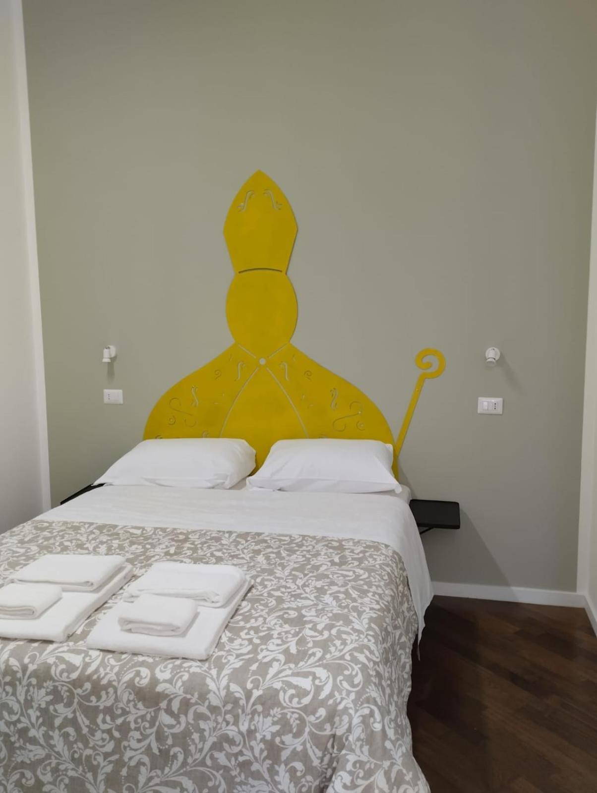 Residence E Appartamenti Cavallerizza Nápoly Kültér fotó