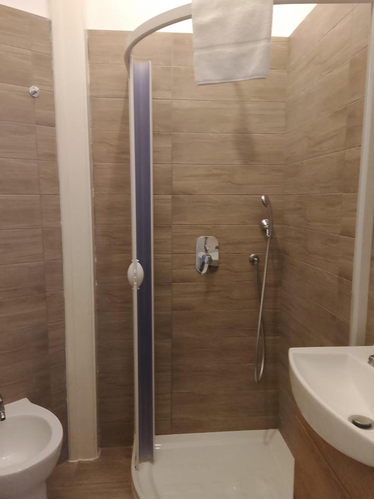 Residence E Appartamenti Cavallerizza Nápoly Kültér fotó